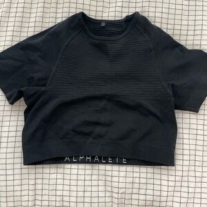 Alphalete Black Crop Tshirt - Small